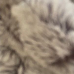 Meet your Posher, Chloe